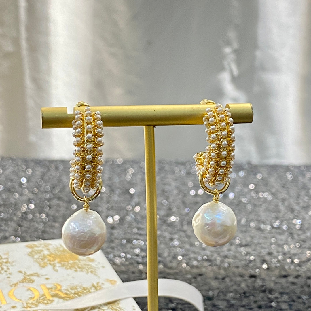 DIOR Pearl Pendant Necklace