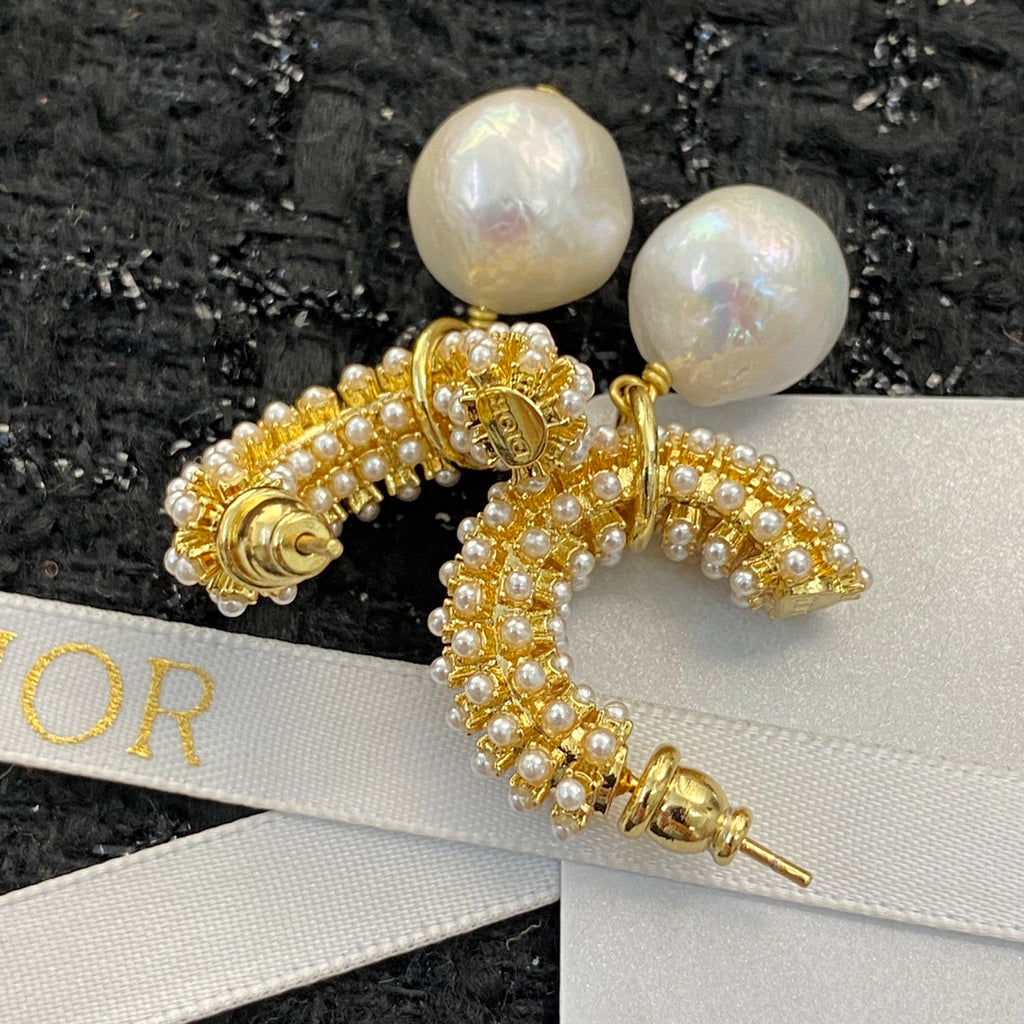 DIOR Pearl Pendant Necklace