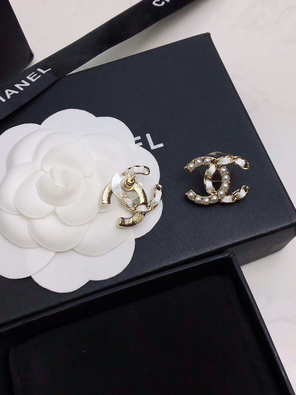 CHANEL Earrings