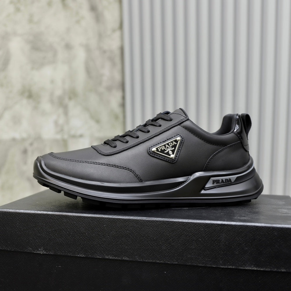 Prada Men's Sneakers - Style 425959