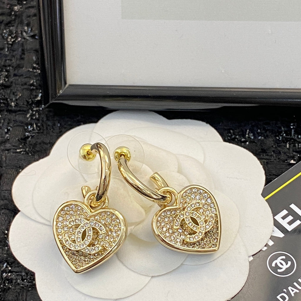 CHANEL Crystal Double-C Pendant Necklace