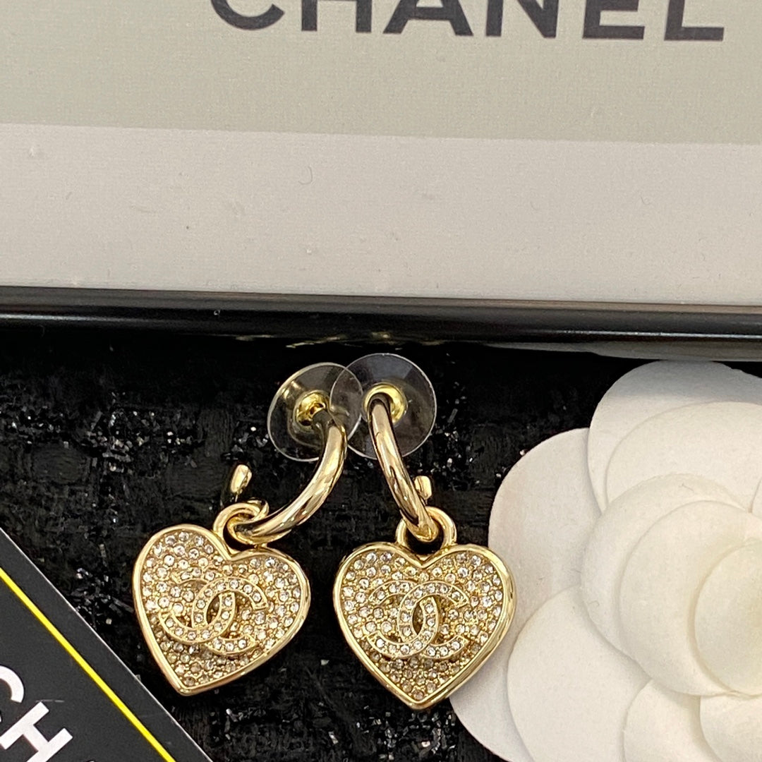 CHANEL Crystal Double-C Pendant Necklace