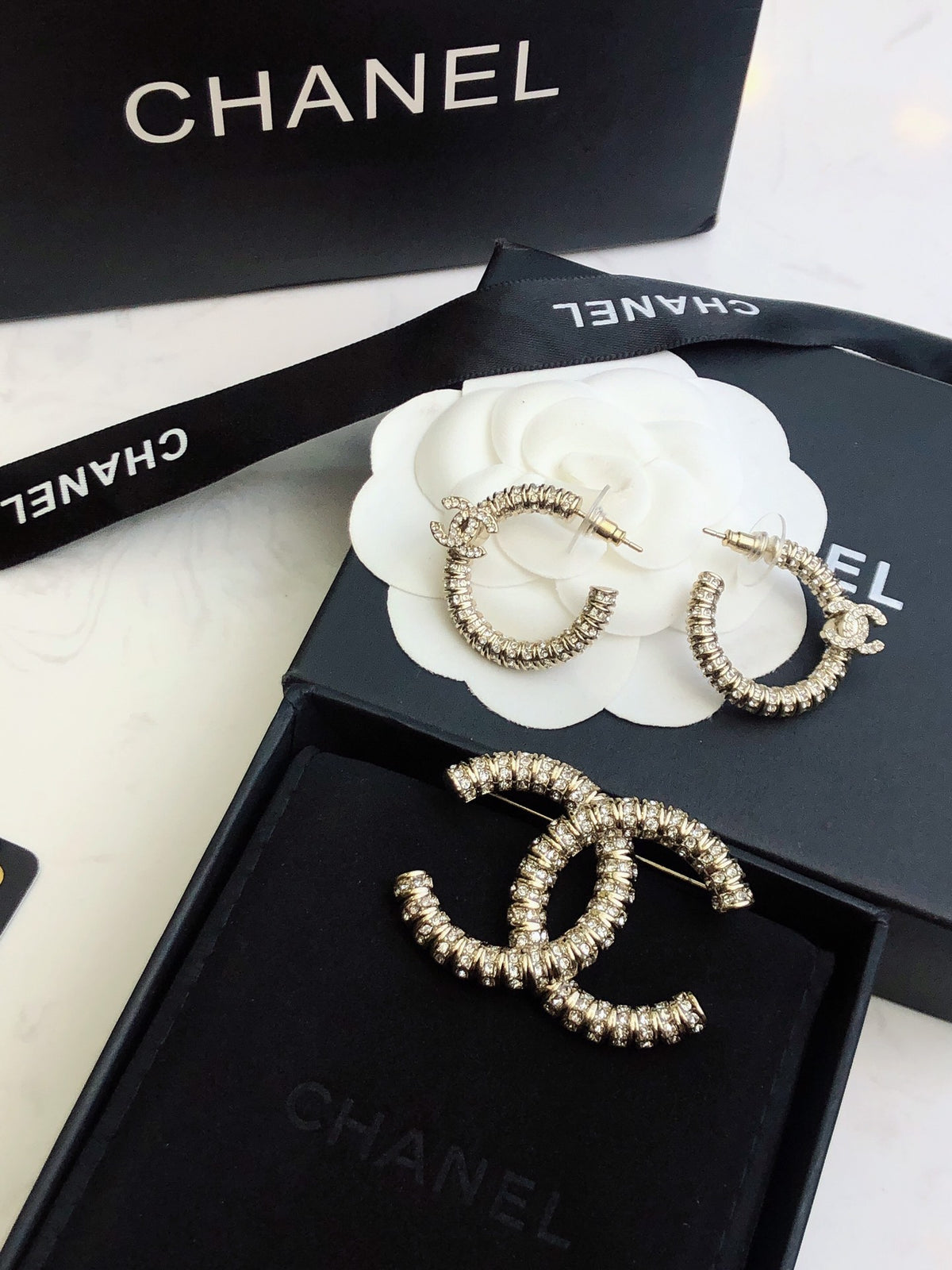 CHANEL Earrings
