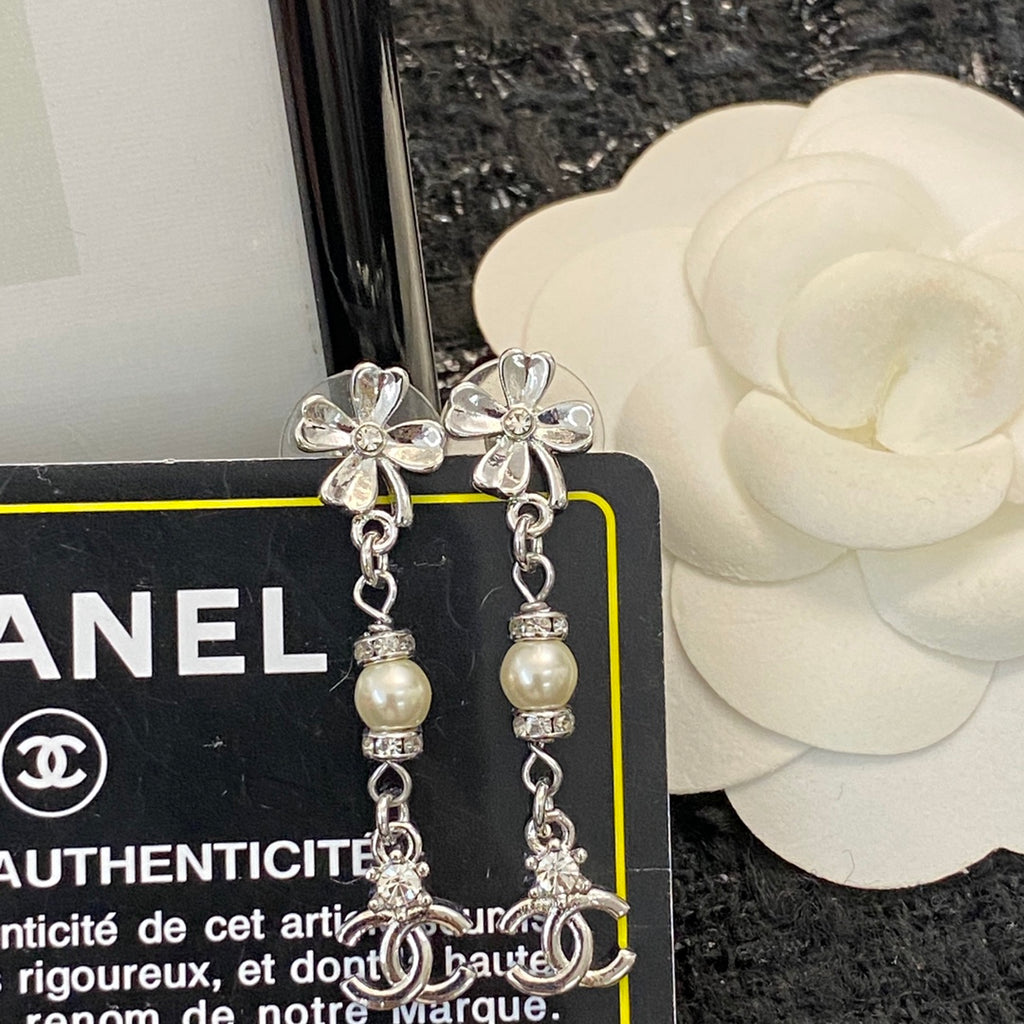 CHANEL Pearl Crystal Four-Leaf Clover Earrings