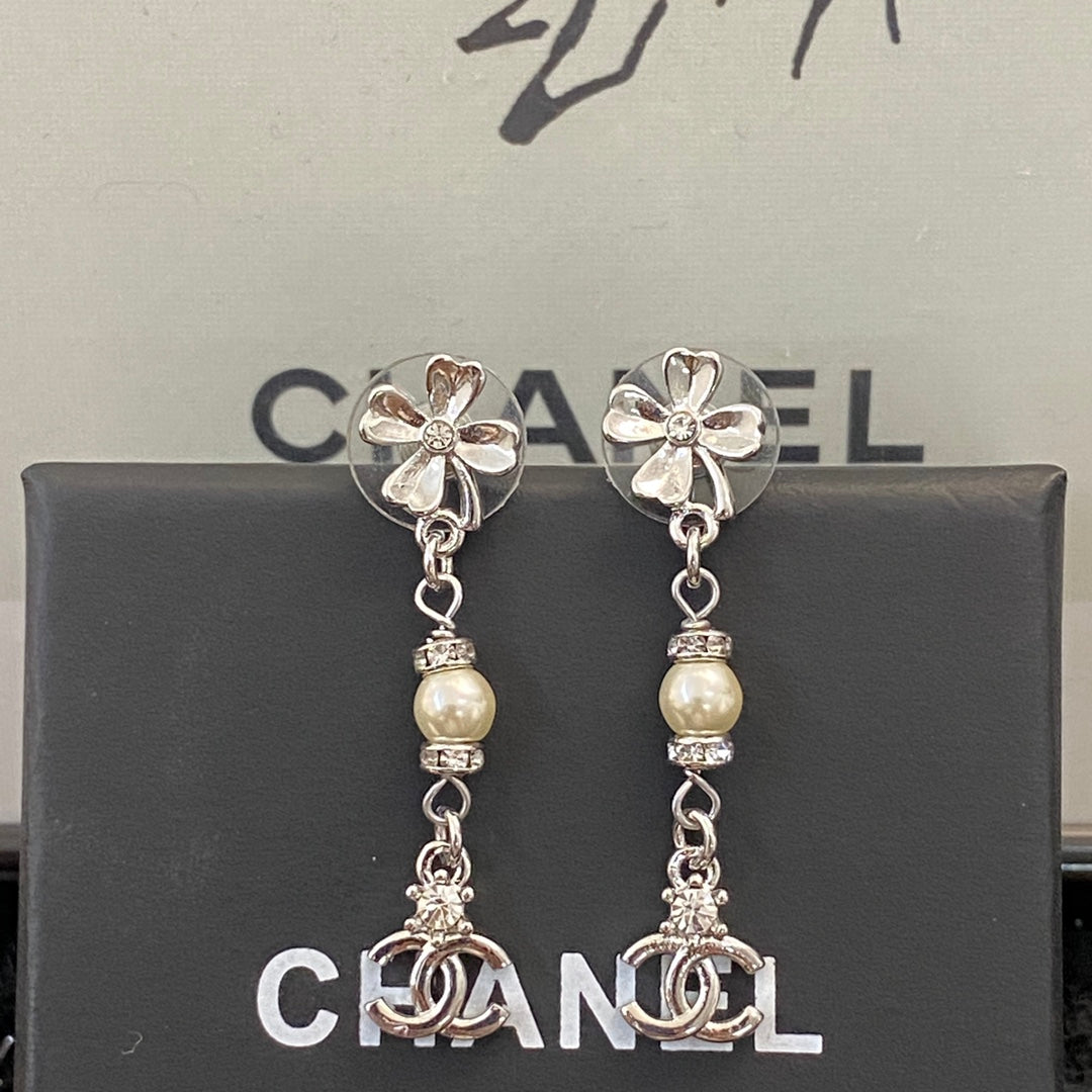 CHANEL Pearl Crystal Four-Leaf Clover Earrings