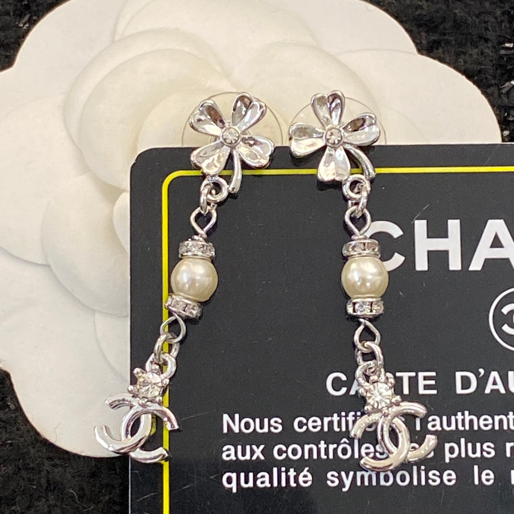 CHANEL Pearl Crystal Four-Leaf Clover Earrings