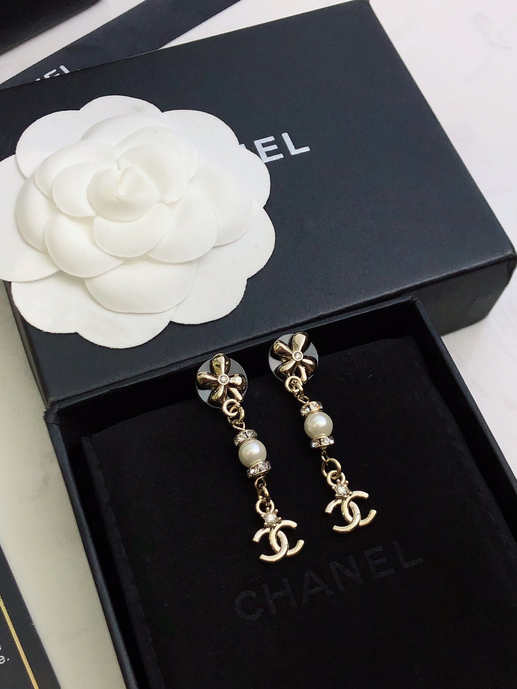 CHANEL Earrings