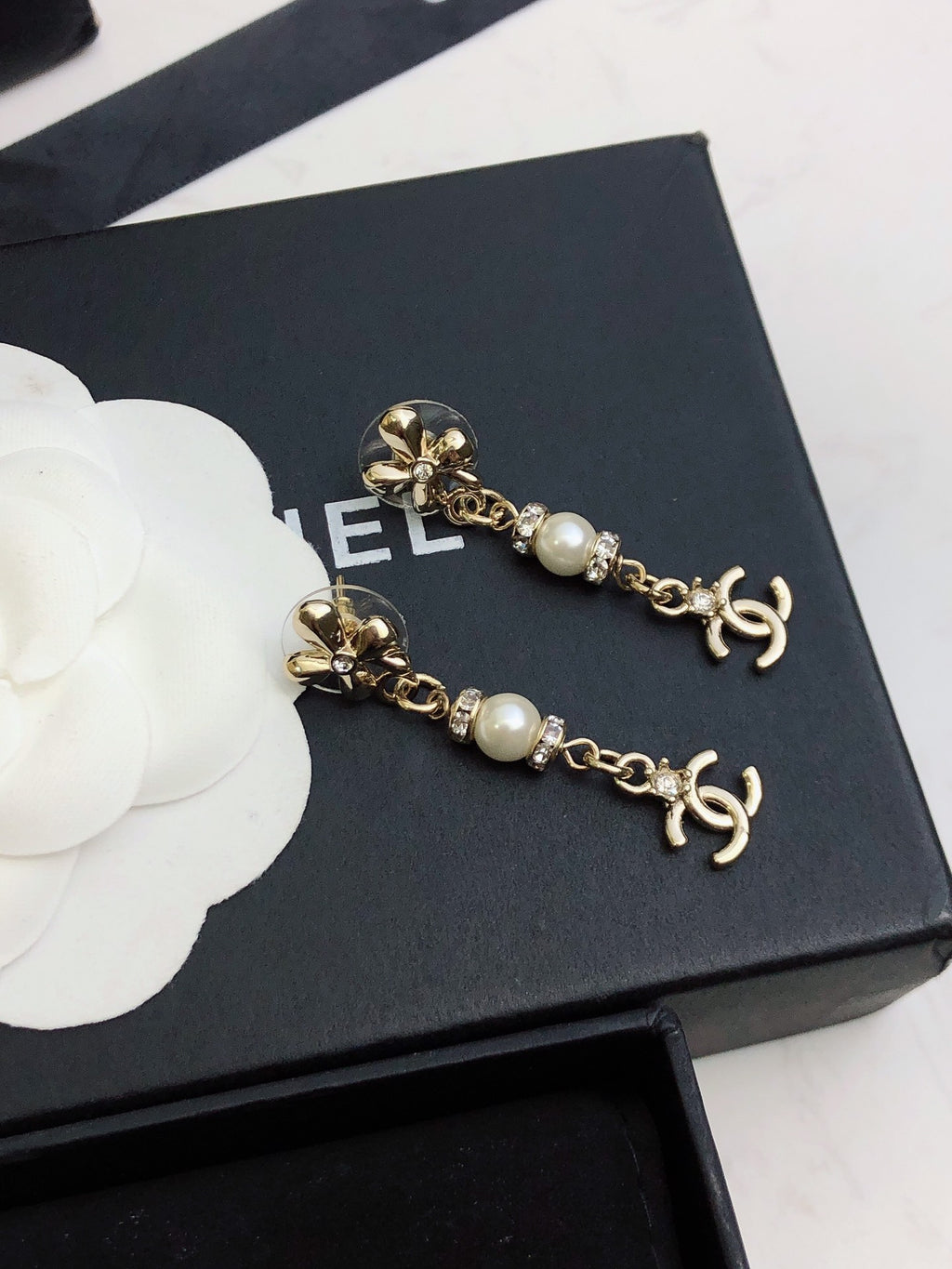 CHANEL Earrings