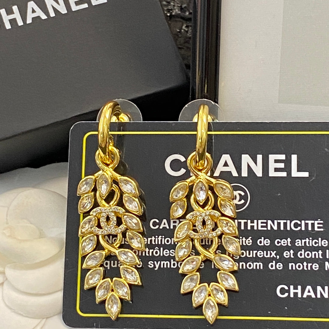 CHANEL Double-C Tassel Pendant Necklace