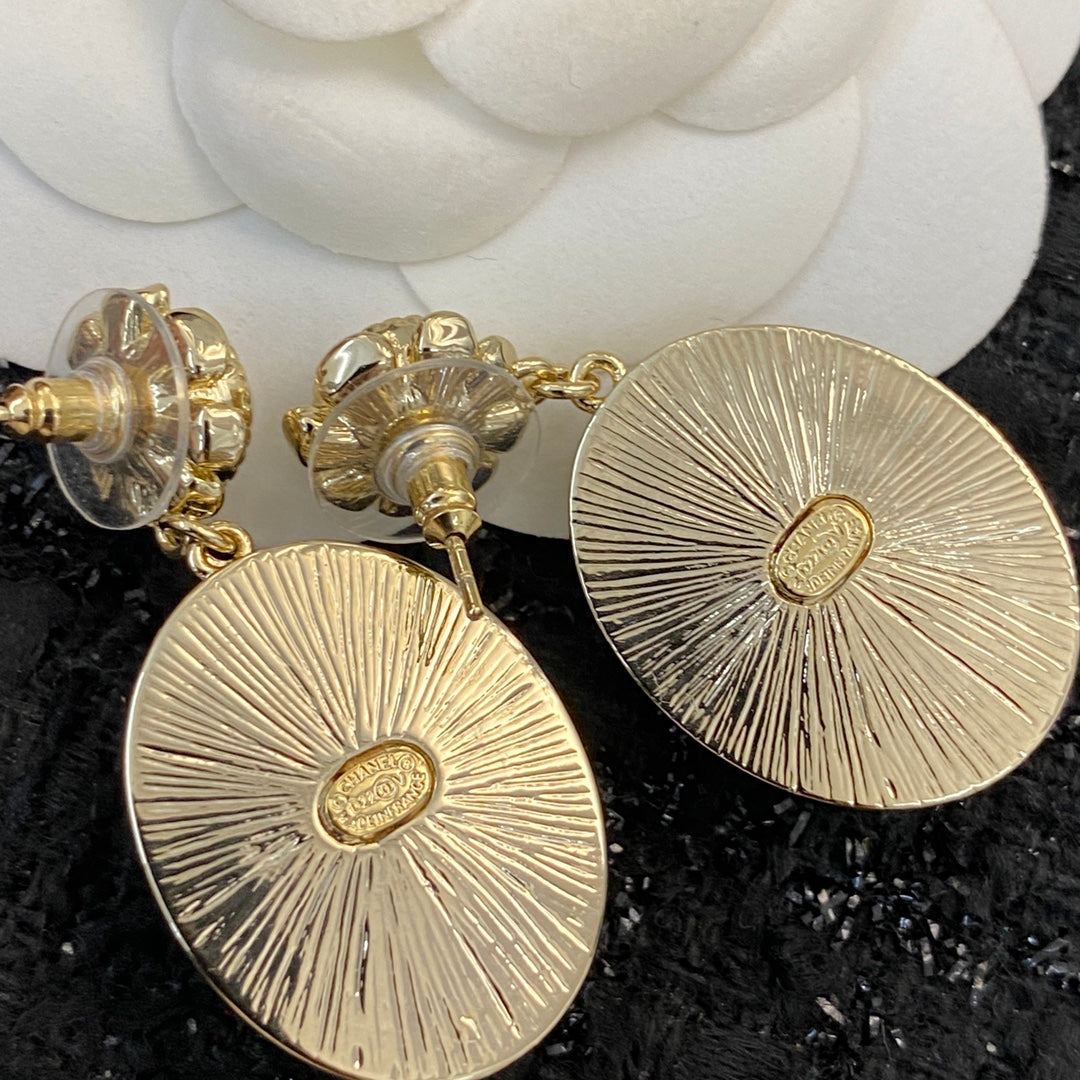 CHANEL Double-C Vintage Pendant Necklace