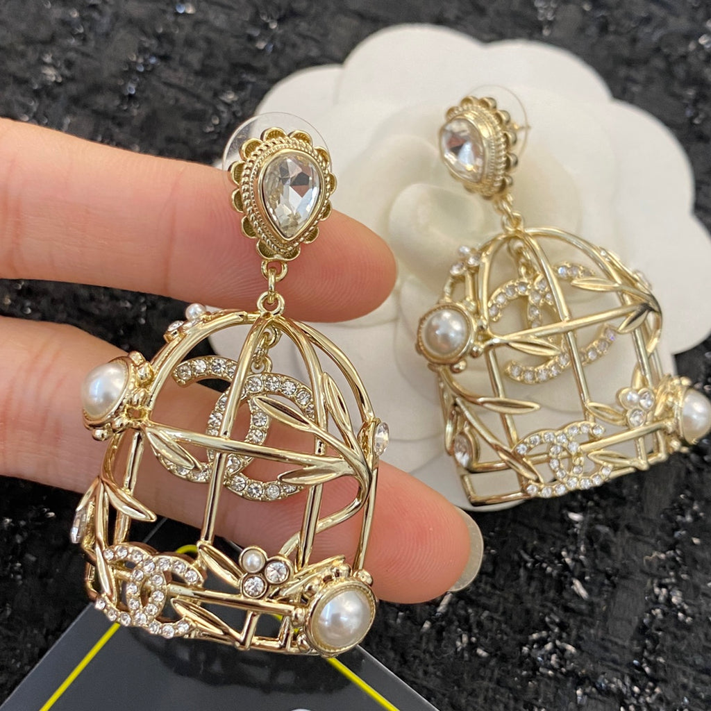 CHANEL Pearl Crystal Vintage Earrings