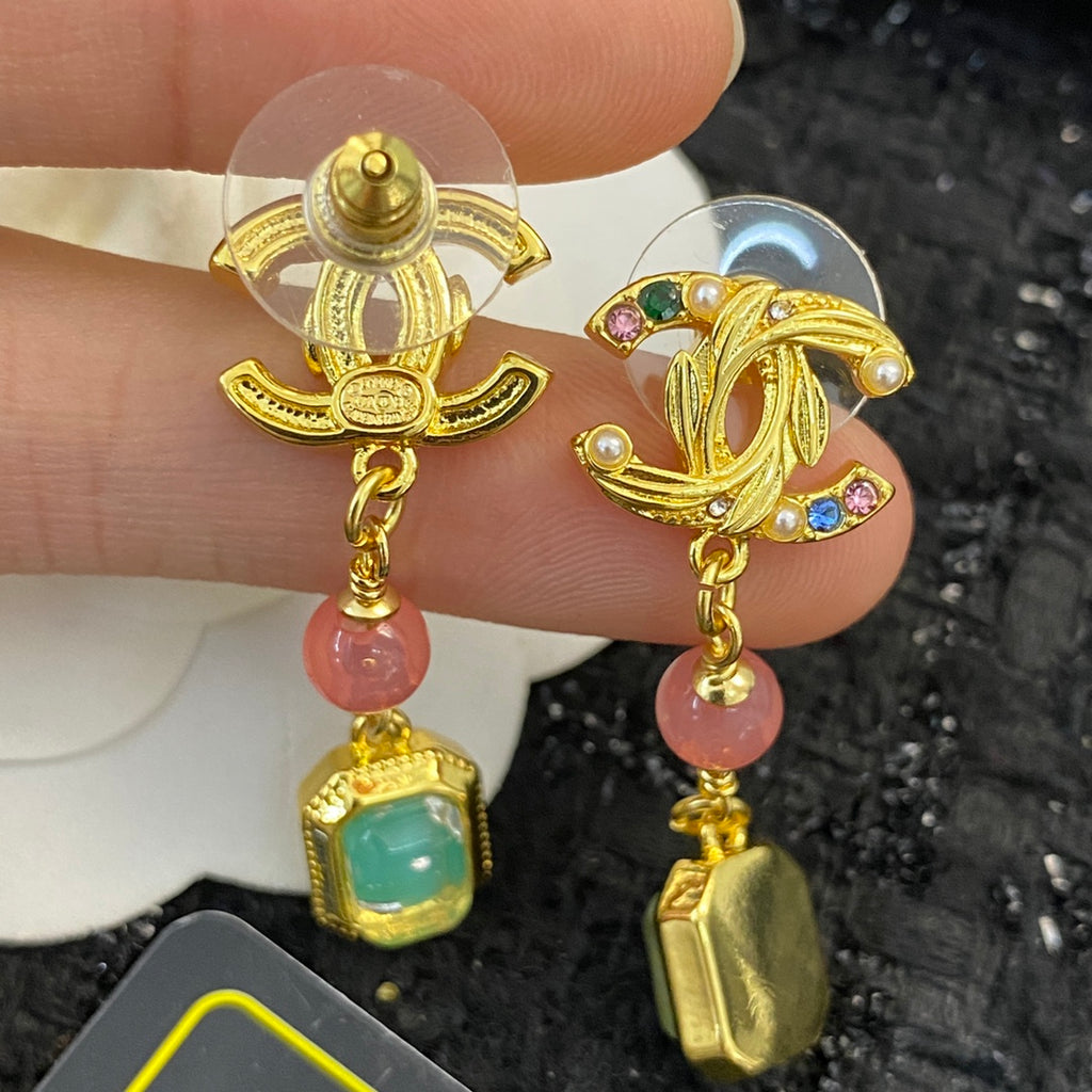 CHANEL Double-C Vintage Pendant Necklace