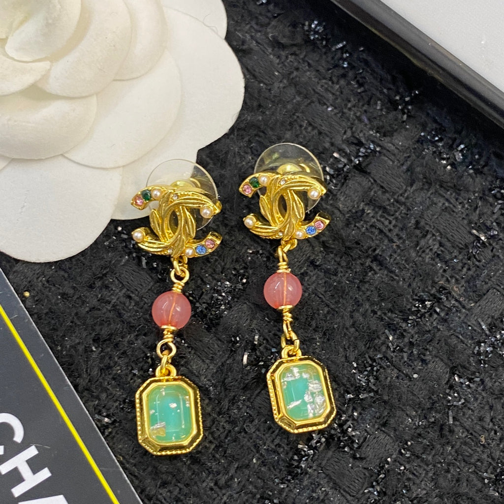 CHANEL Double-C Vintage Pendant Necklace