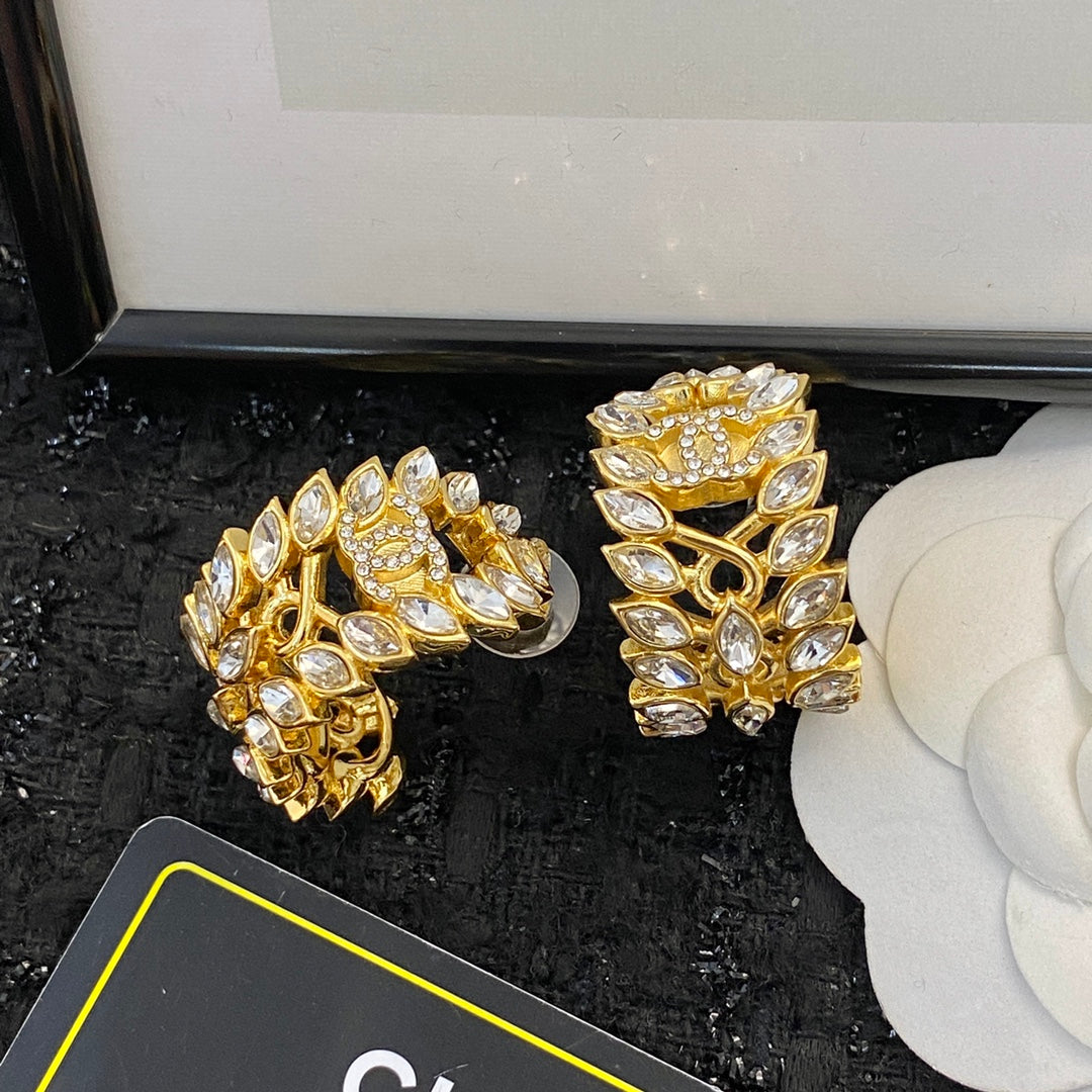 CHANEL Double-C Earrings