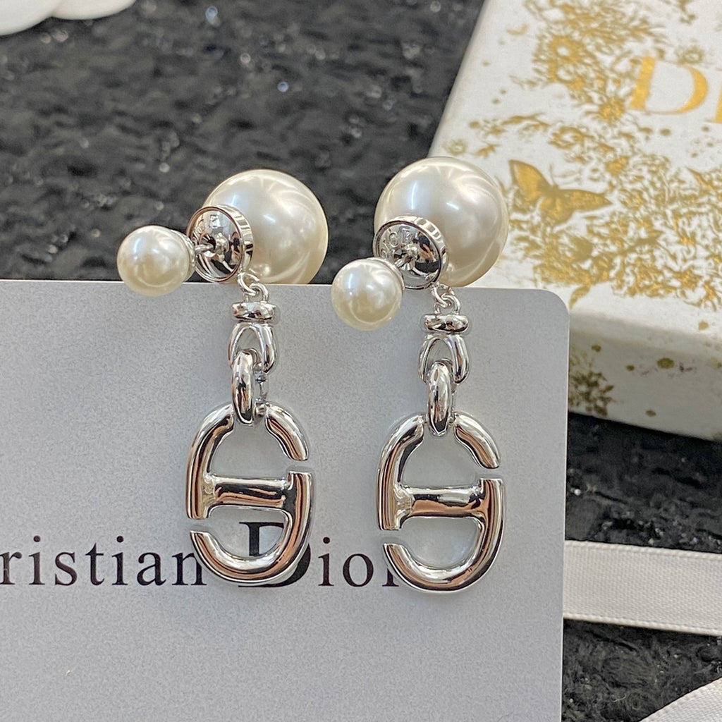 DIOR P65 Pearl Earrings