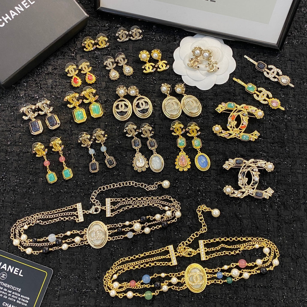CHANEL Double-C Vintage Pendant Necklace
