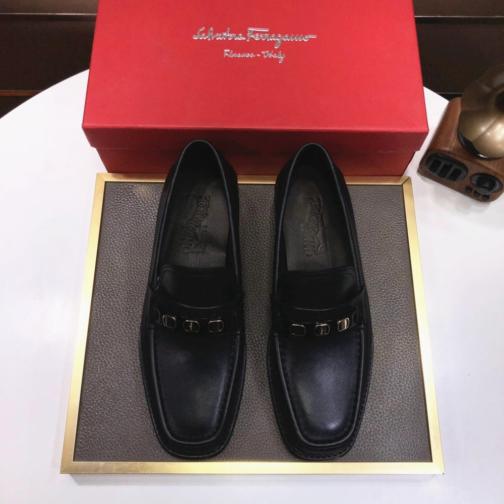 Ferragamo Leather Shoes Style 432266