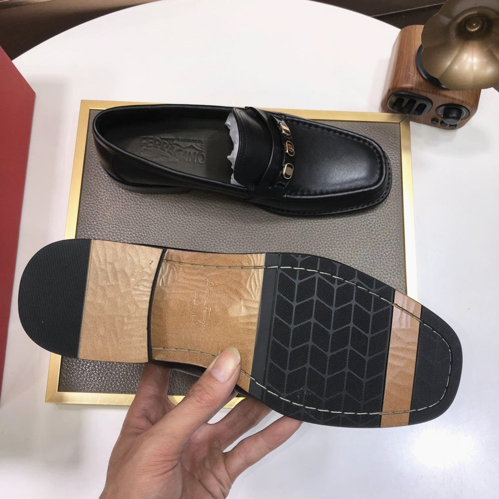 Ferragamo Leather Shoes Style 432266
