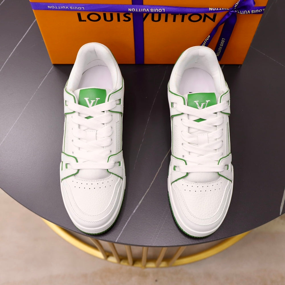 Louis Vuitton Men's Shoes - Style 426813