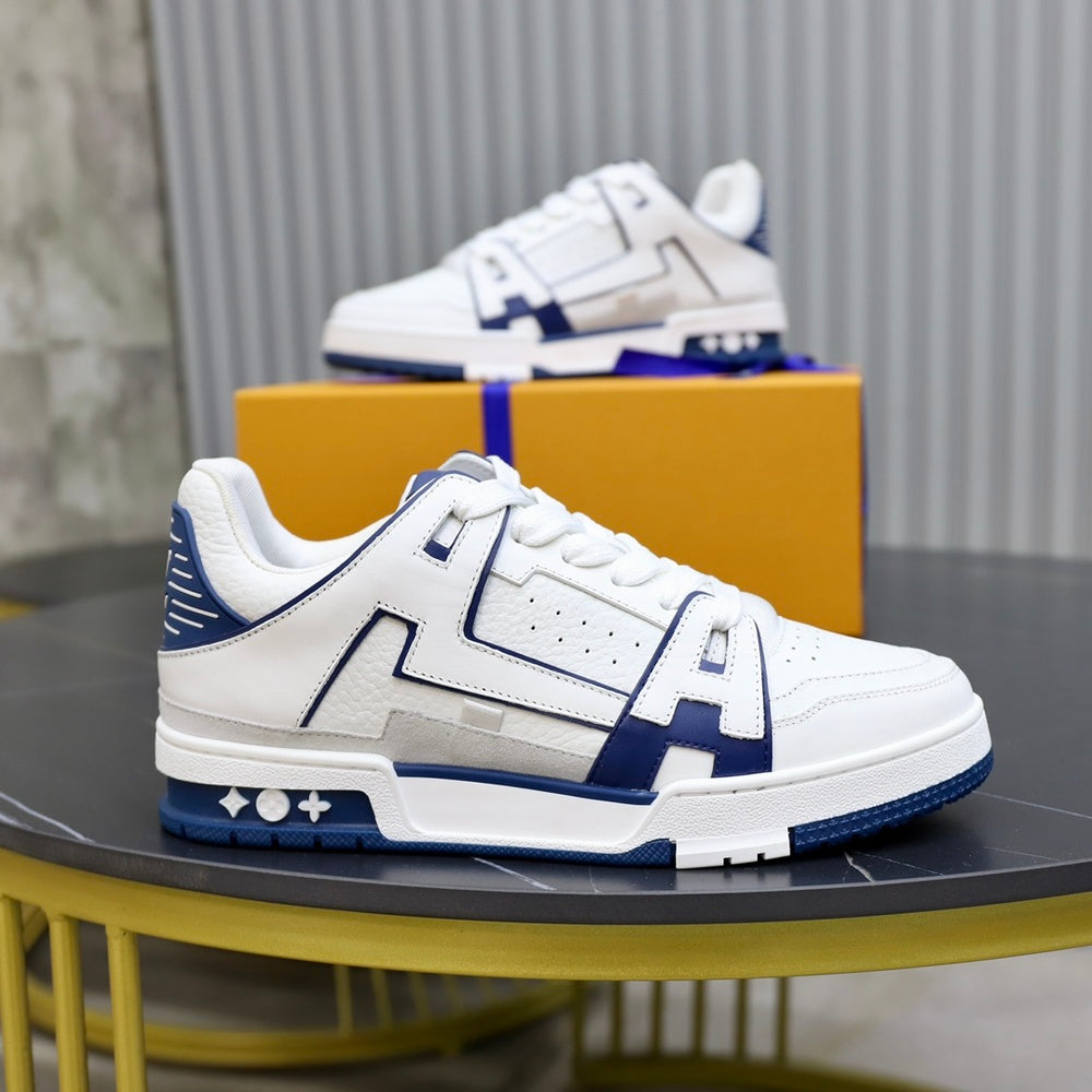 Louis Vuitton Men's Shoes - Style 426816