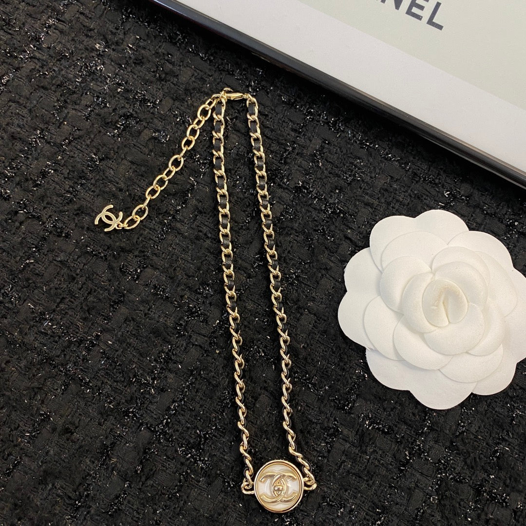 CHANEL Vintage Choker Necklace