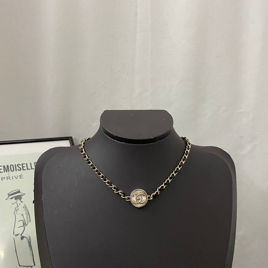 CHANEL Vintage Choker Necklace