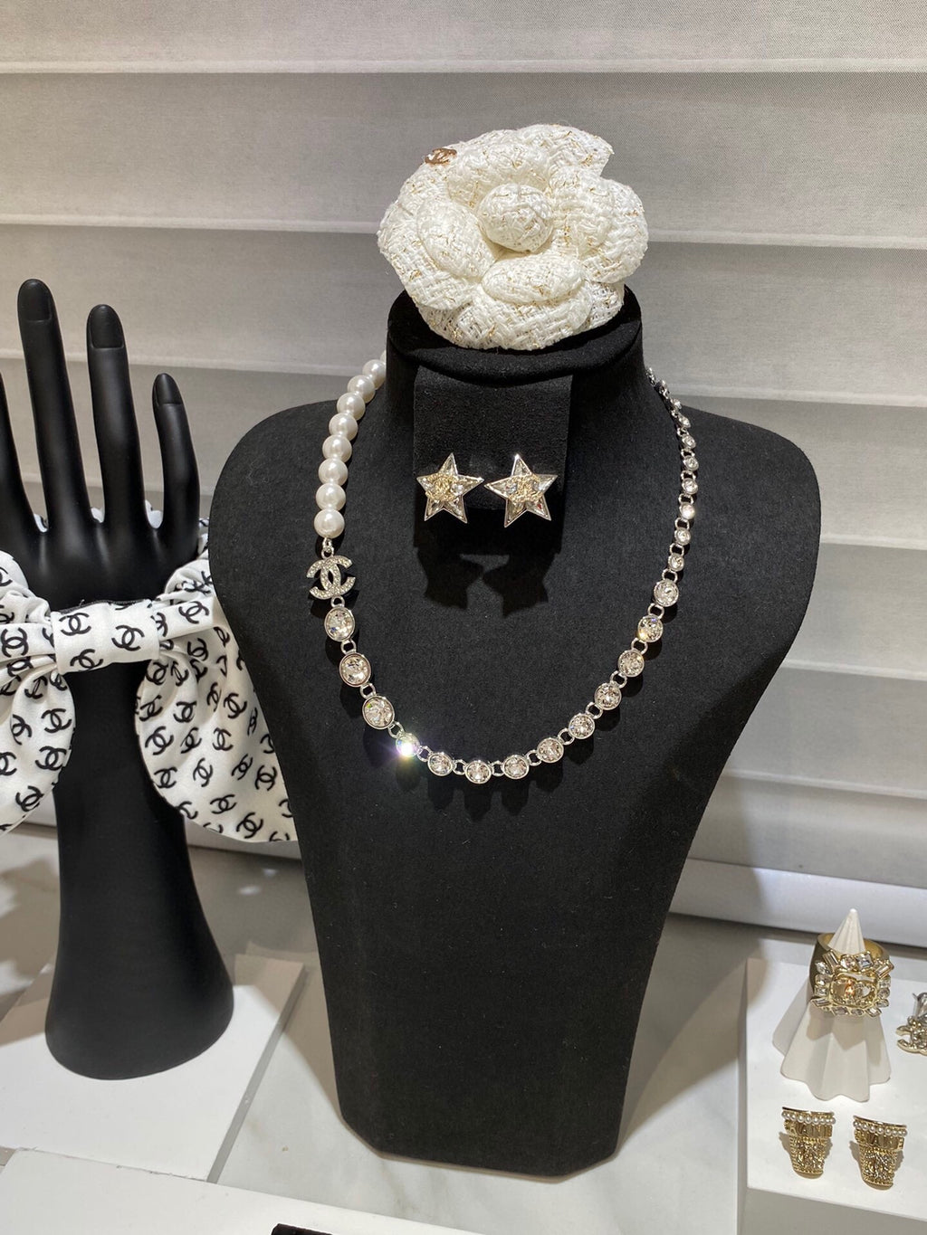 SWAROVSKI Pearl Crystal Necklace