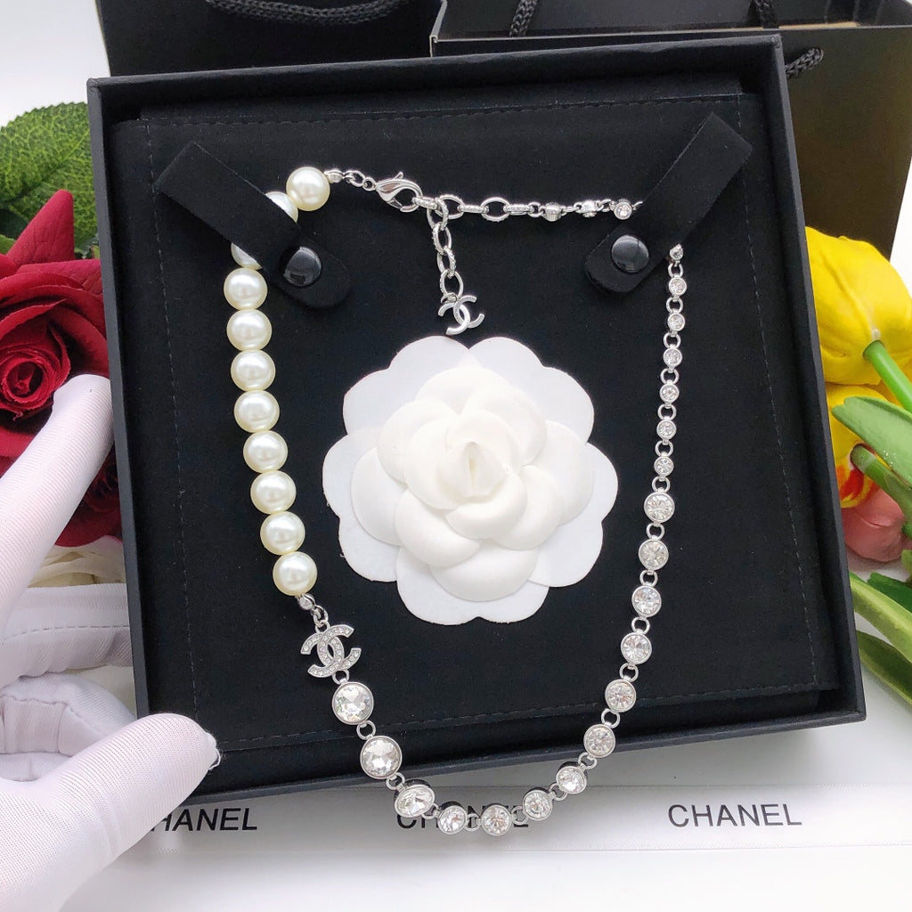 SWAROVSKI Pearl Crystal Necklace