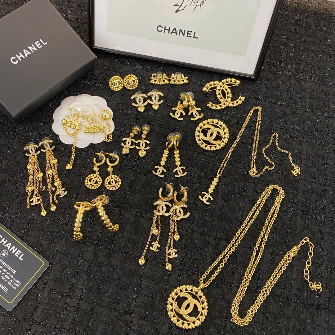 CHANEL P75 Crystal Double-C Tassel Pendant Necklace