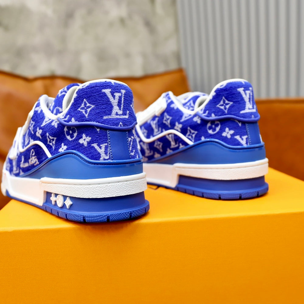 Louis Vuitton Men's Shoes - Style 428245