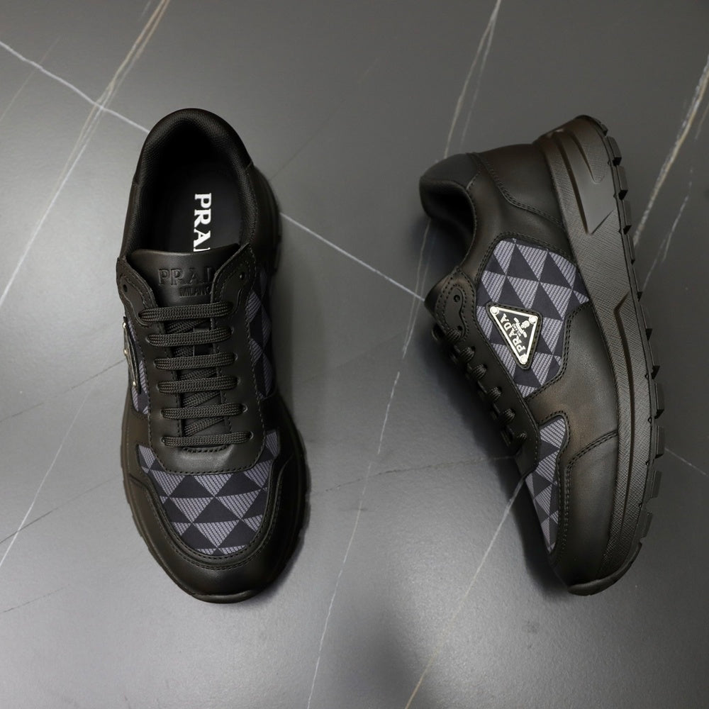Prada Men's Shoes - Style 428273