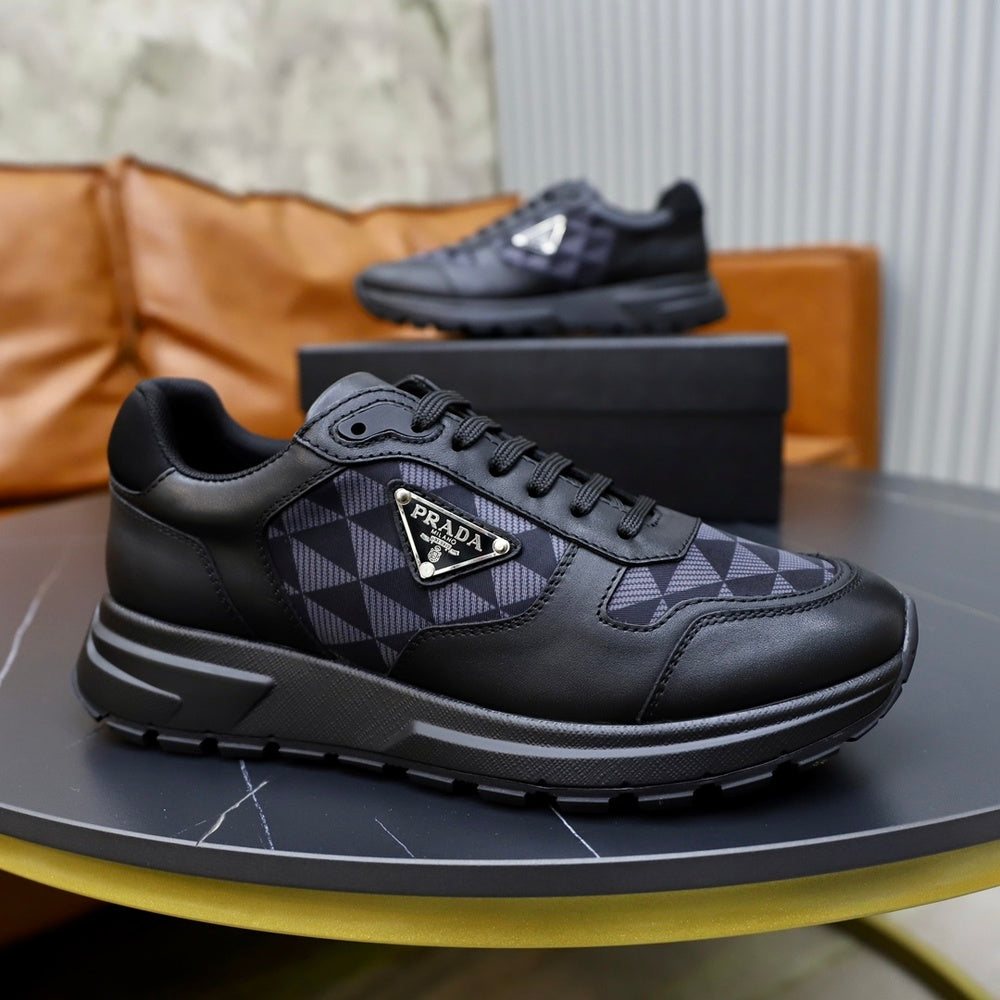 Prada Men's Shoes - Style 428273