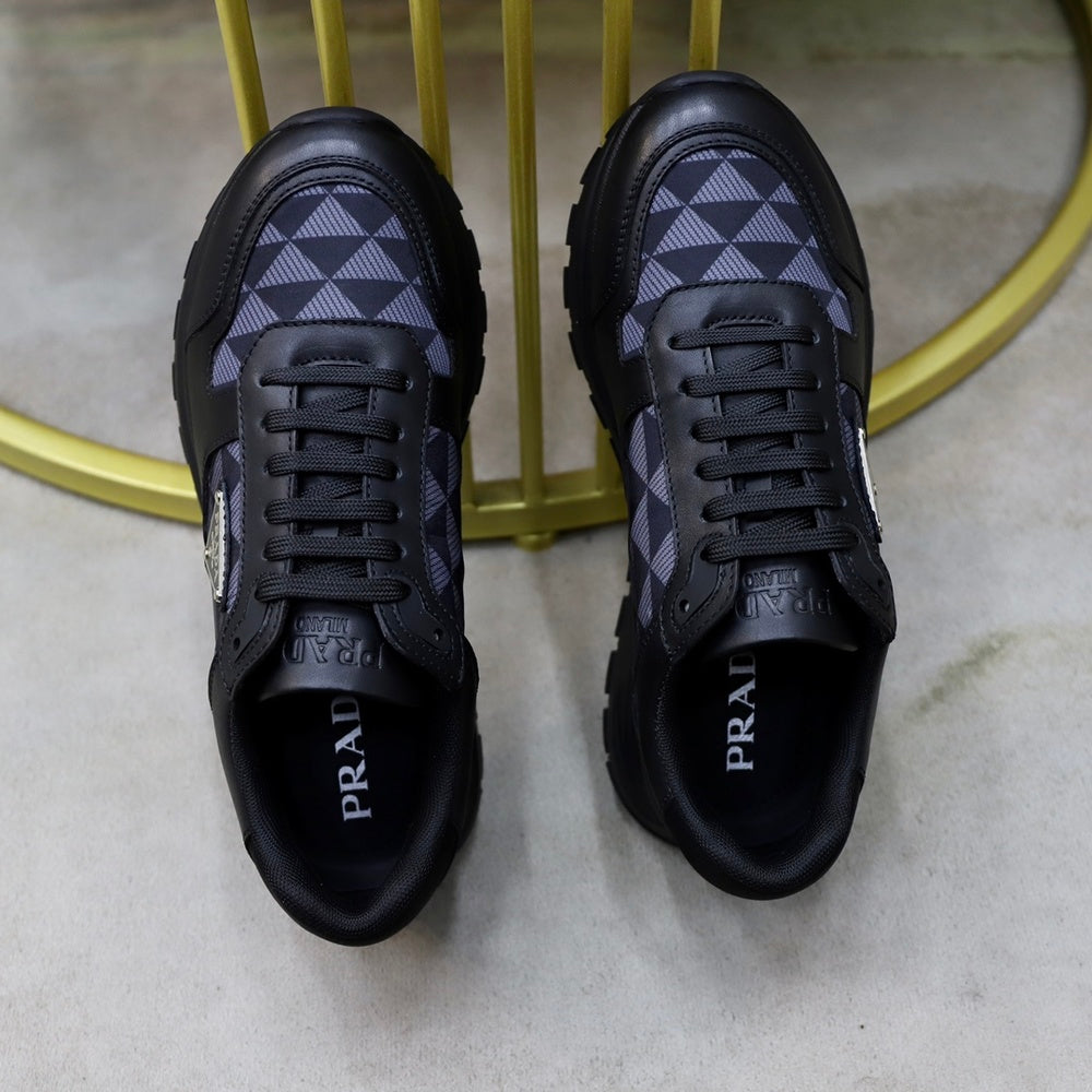 Prada Men's Shoes - Style 428273