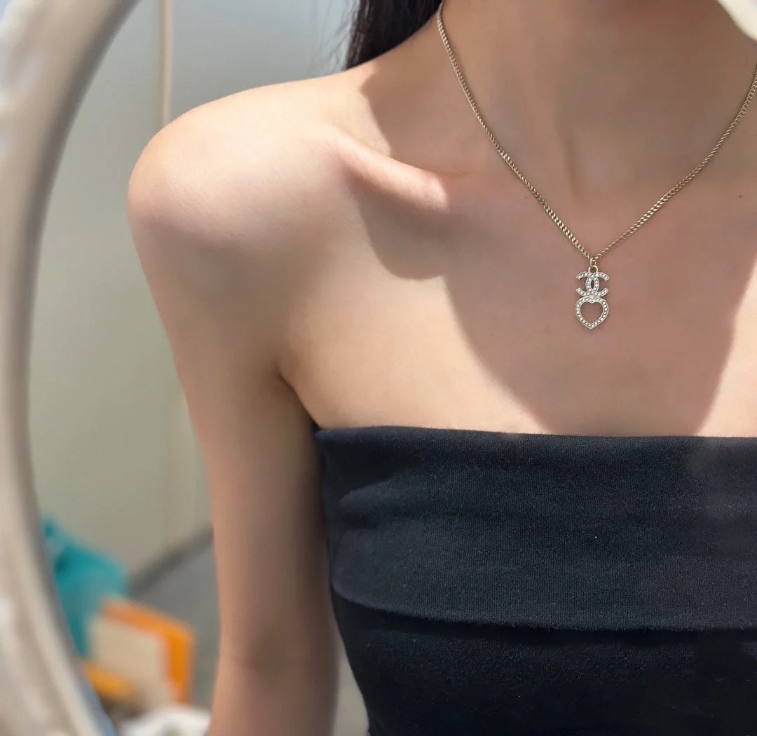 CHANEL Vintage Necklace