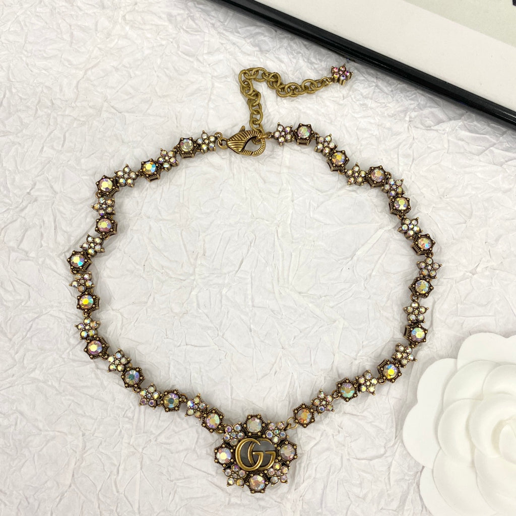 GUCCI CN011 Crystal Vintage Necklace