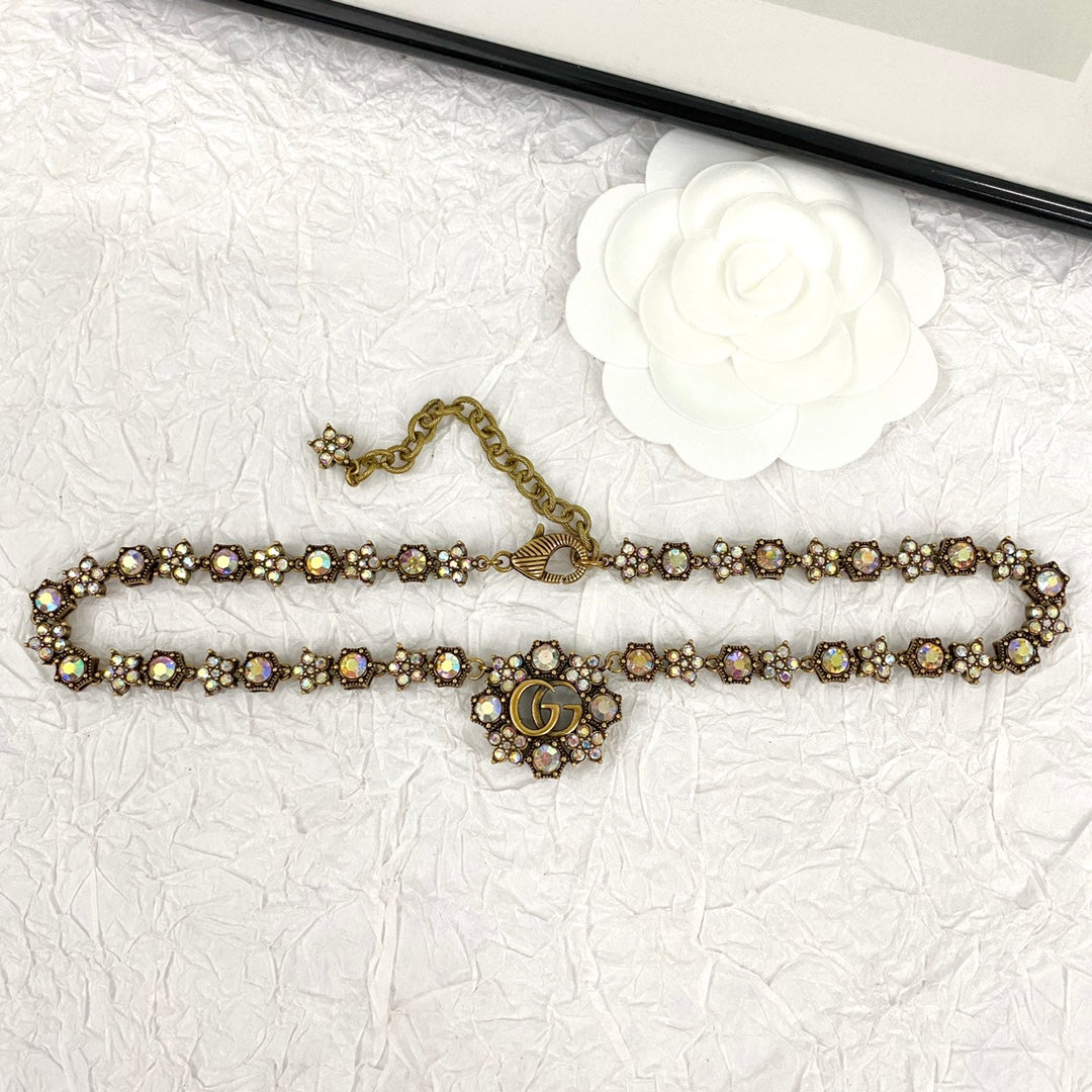 GUCCI CN011 Crystal Vintage Necklace