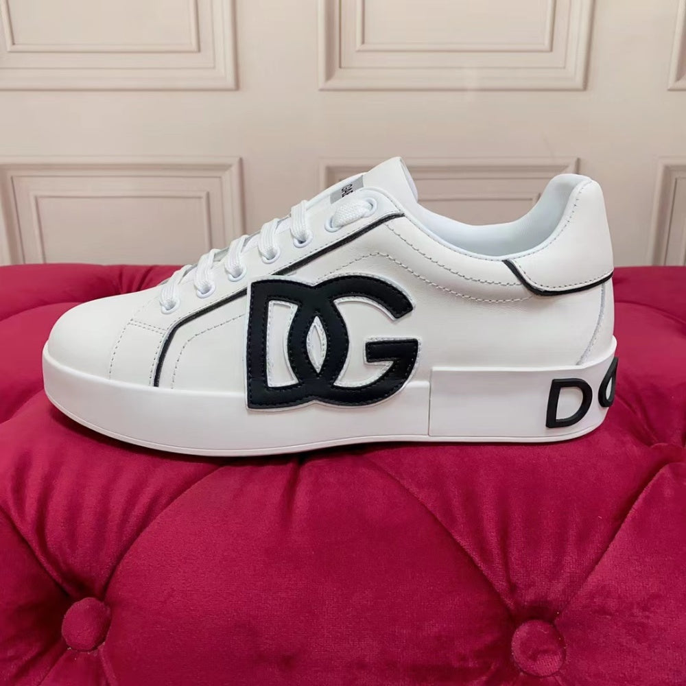 高端版本 高质量 品牌大底DOLCE & GABBANA 2023新款 顶级版本 高端质量 独家精工定制上市 品牌字母工艺点缀绝美奢华闪耀 精湛的做工 众多人至爱采用高端进口牛皮 白丝绸羊里 完美诠释鞋履最新灵感 经典与时尚融为一体奢华迷梦驾凌时尚高端品质 码数 男38-44标准码数 #383841 - image 7