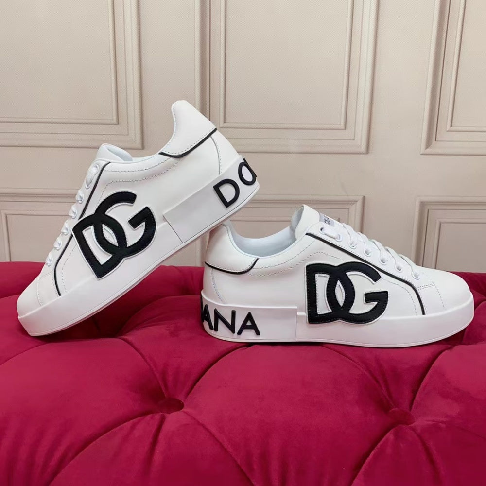 高端版本 高质量 品牌大底DOLCE & GABBANA 2023新款 顶级版本 高端质量 独家精工定制上市 品牌字母工艺点缀绝美奢华闪耀 精湛的做工 众多人至爱采用高端进口牛皮 白丝绸羊里 完美诠释鞋履最新灵感 经典与时尚融为一体奢华迷梦驾凌时尚高端品质 码数 男38-44标准码数 #383841 - image 5