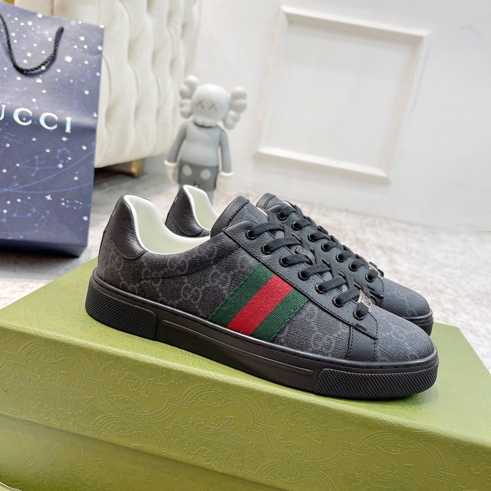 Gucci Men's Sneakers Style 433244