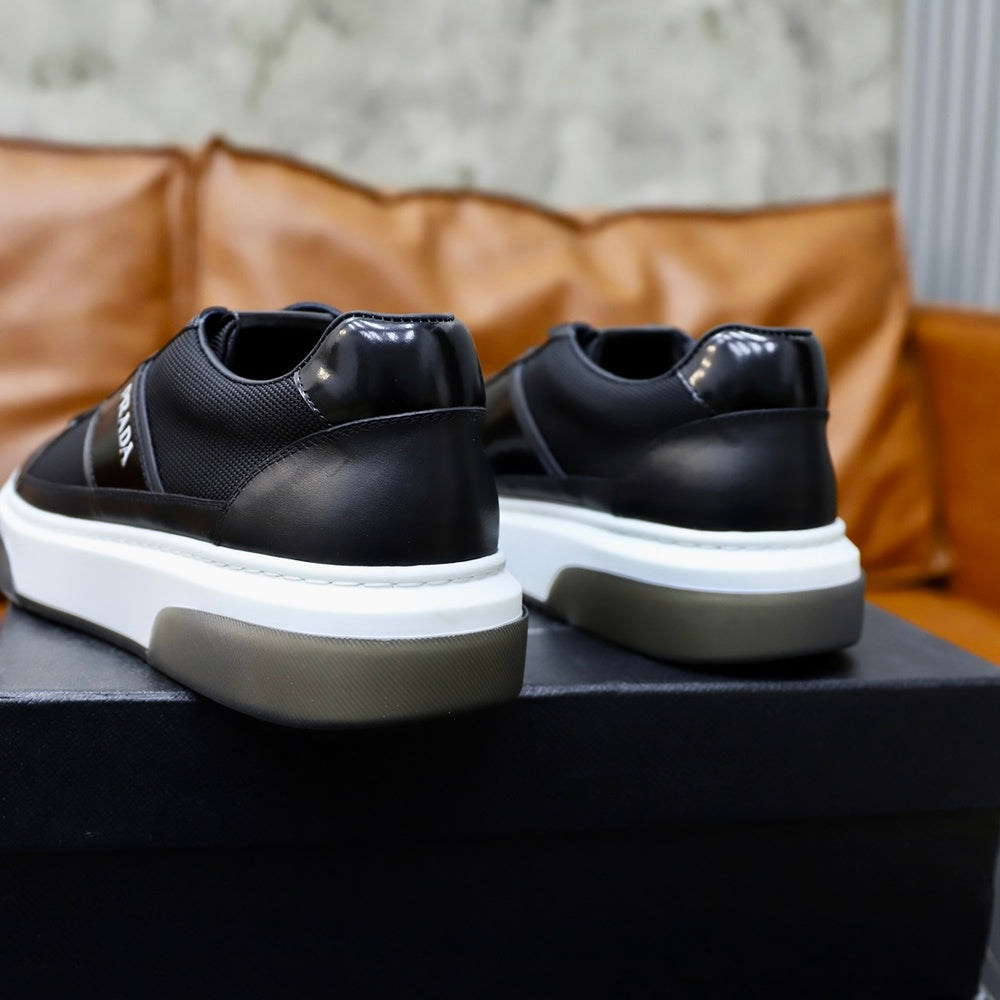 Prada Men's Shoes - Style 428432