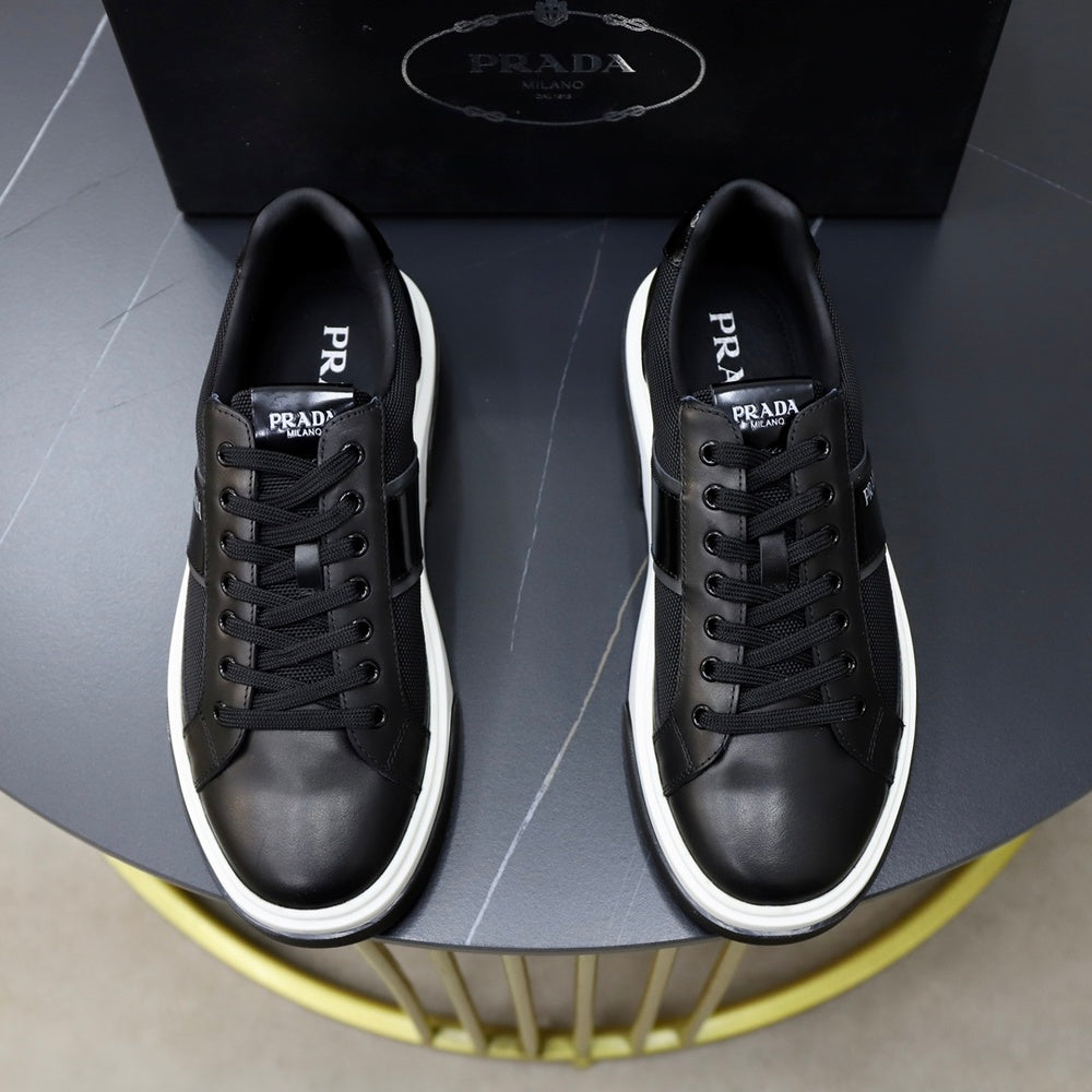 Prada Men's Shoes - Style 428432