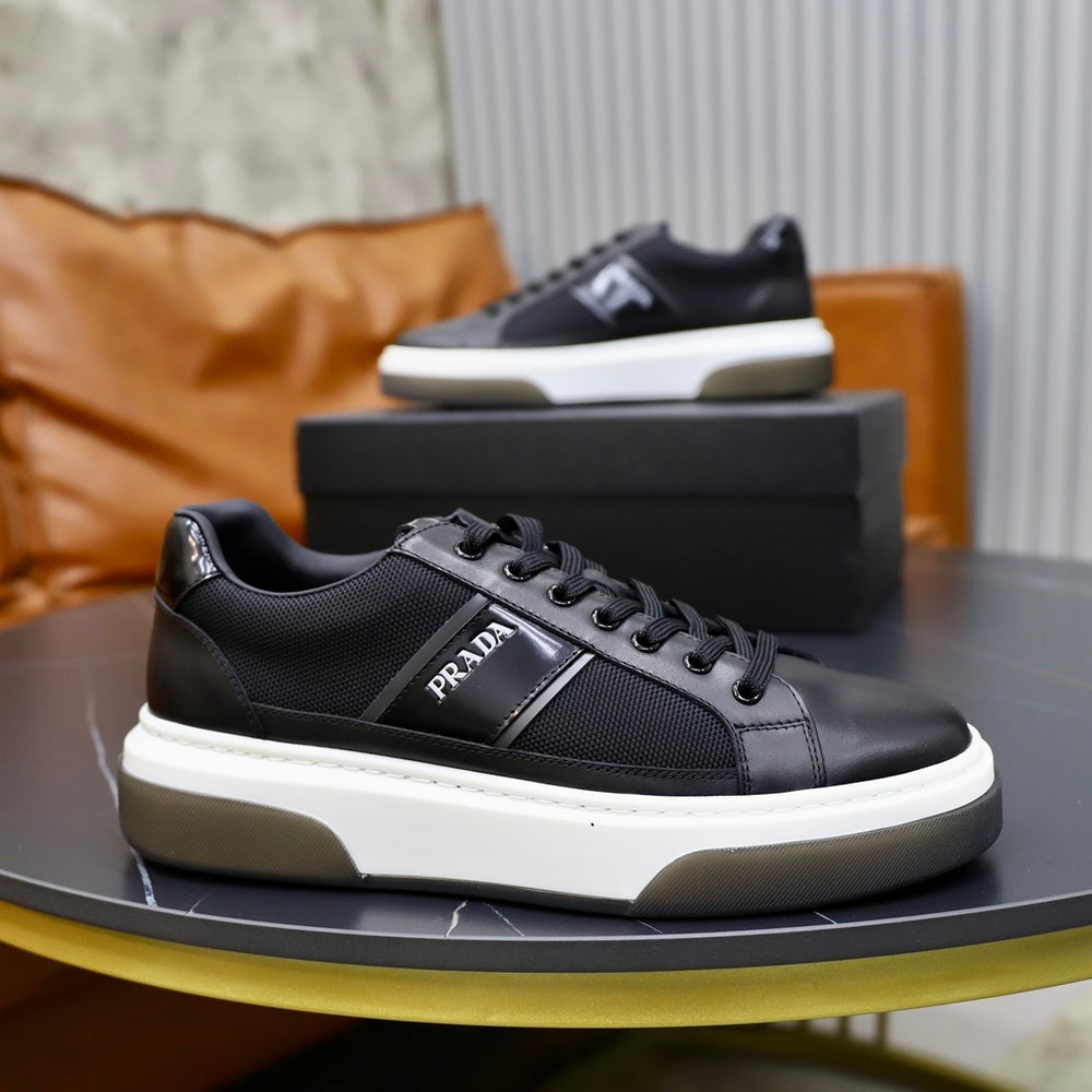 Prada Men's Shoes - Style 428432