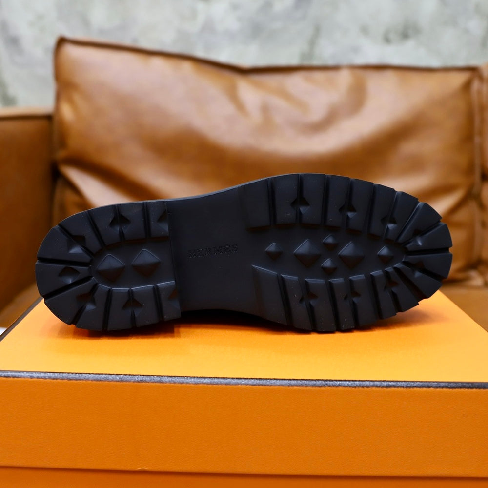Hermès Men's Dress Shoes - Style 428349