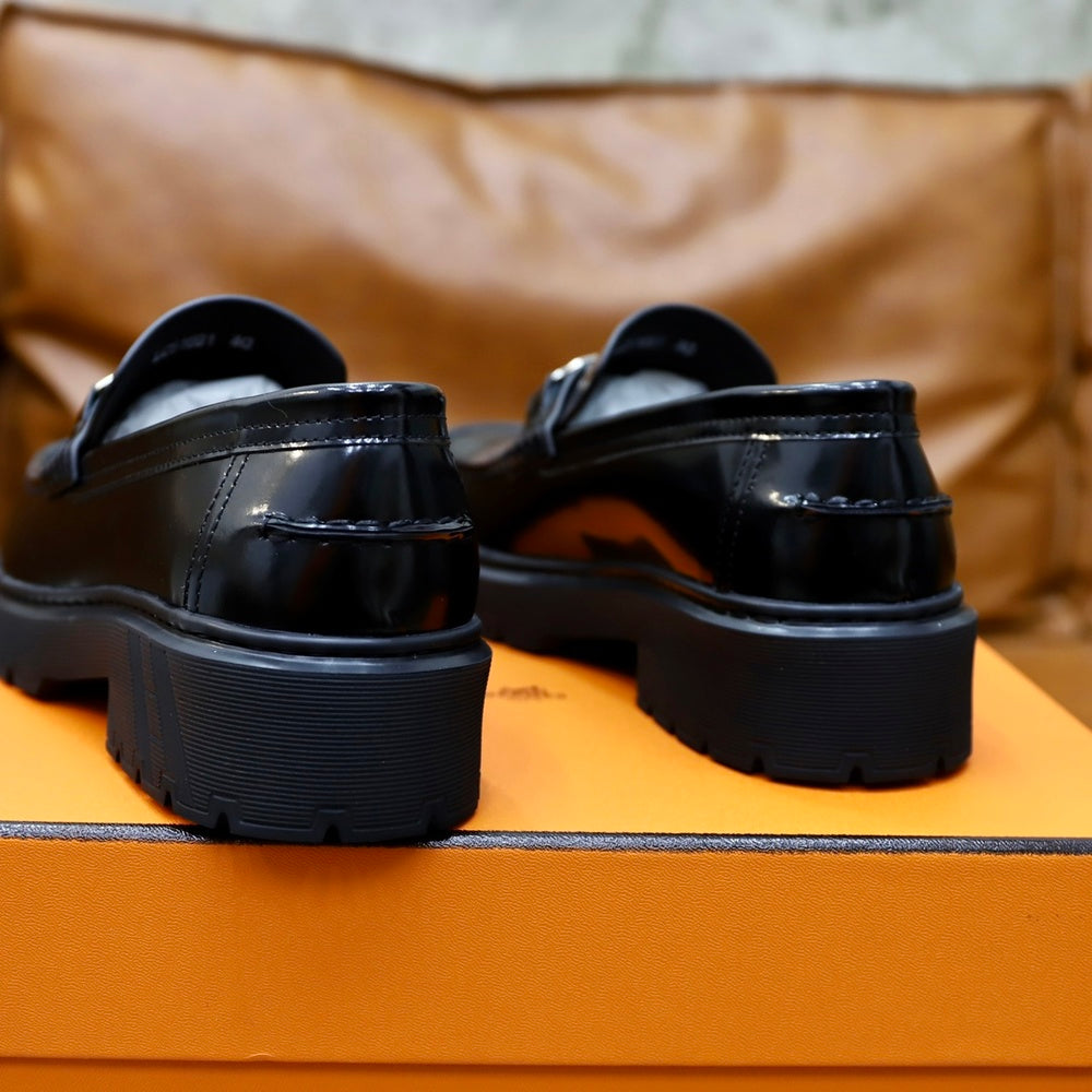 Hermès Men's Dress Shoes - Style 428456