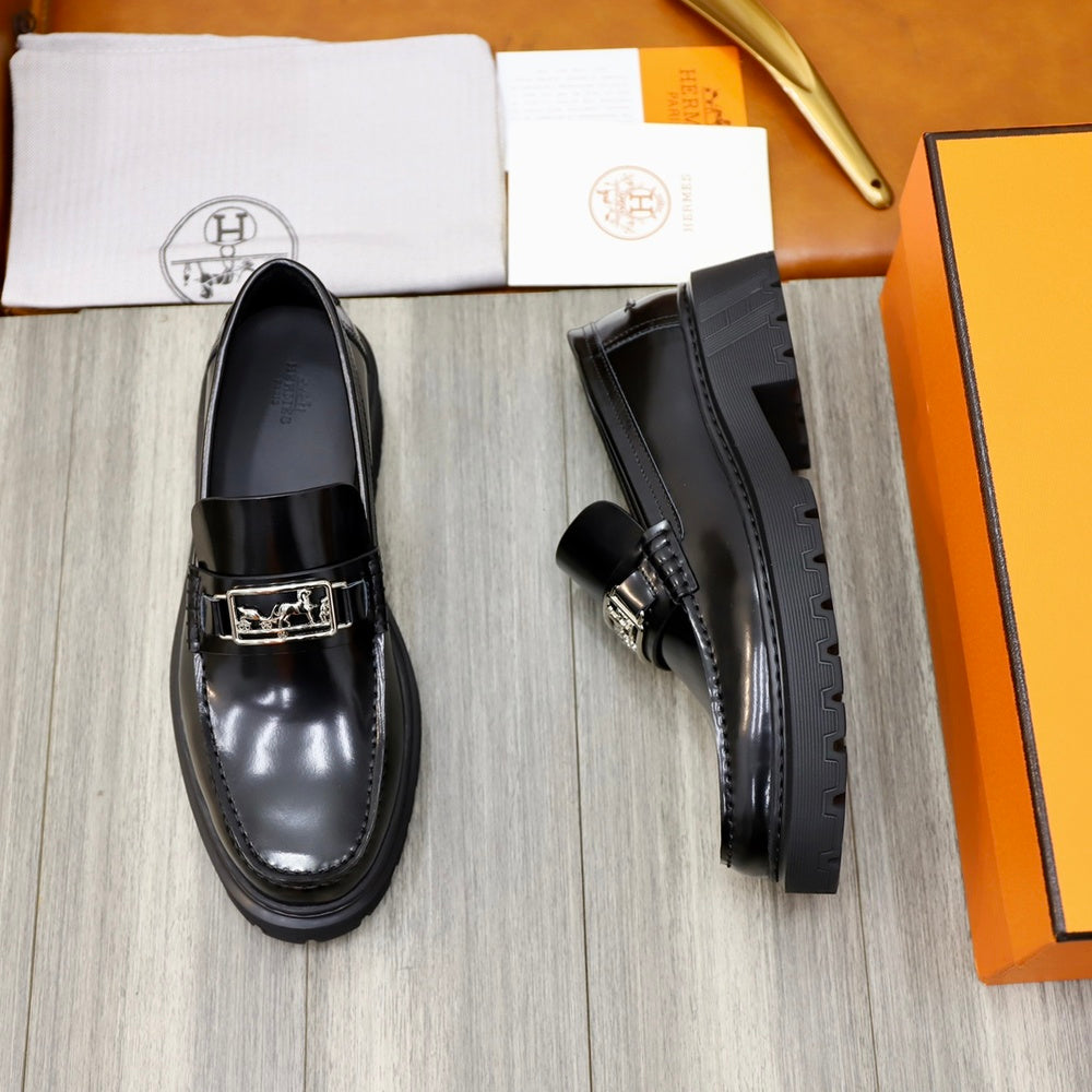 Hermès Men's Dress Shoes - Style 428349