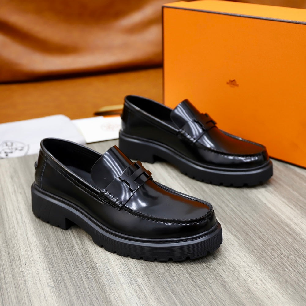 Hermès Men's Dress Shoes - Style 428473
