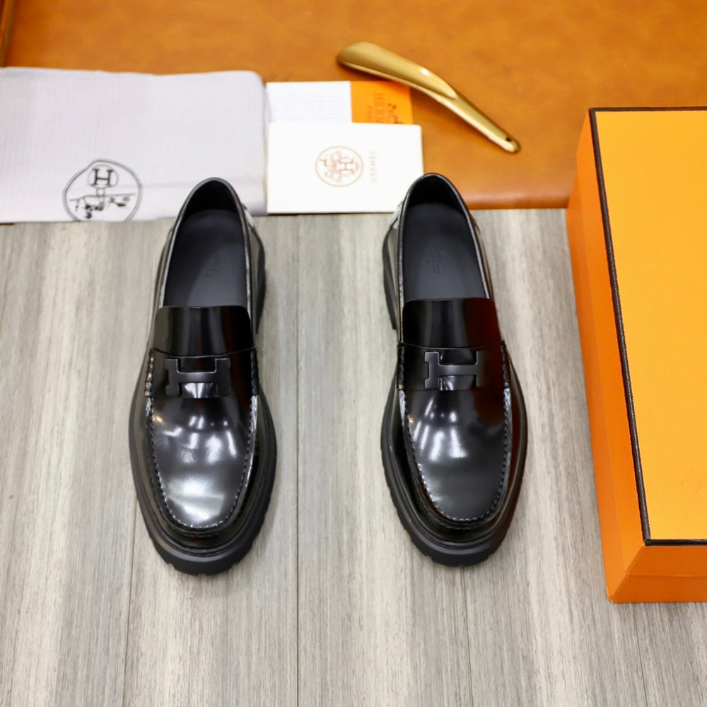 Hermès Men's Dress Shoes - Style 428473