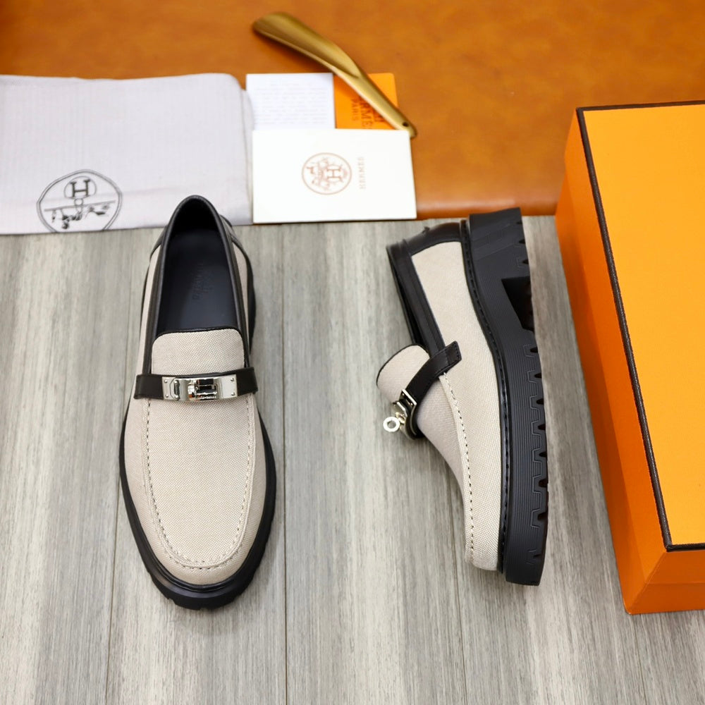 Hermès Men's Dress Shoes - Style 428380