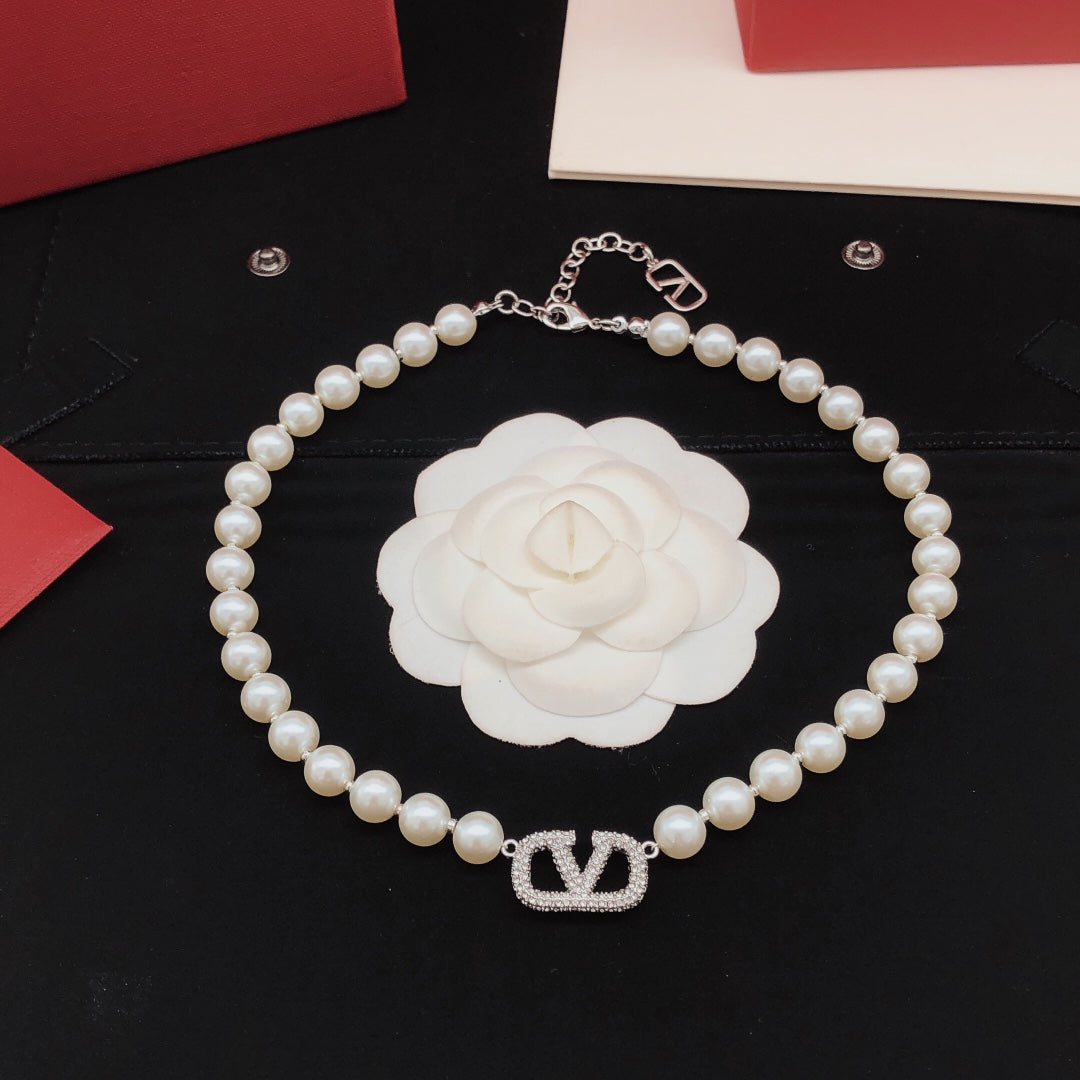 Pearl Necklace