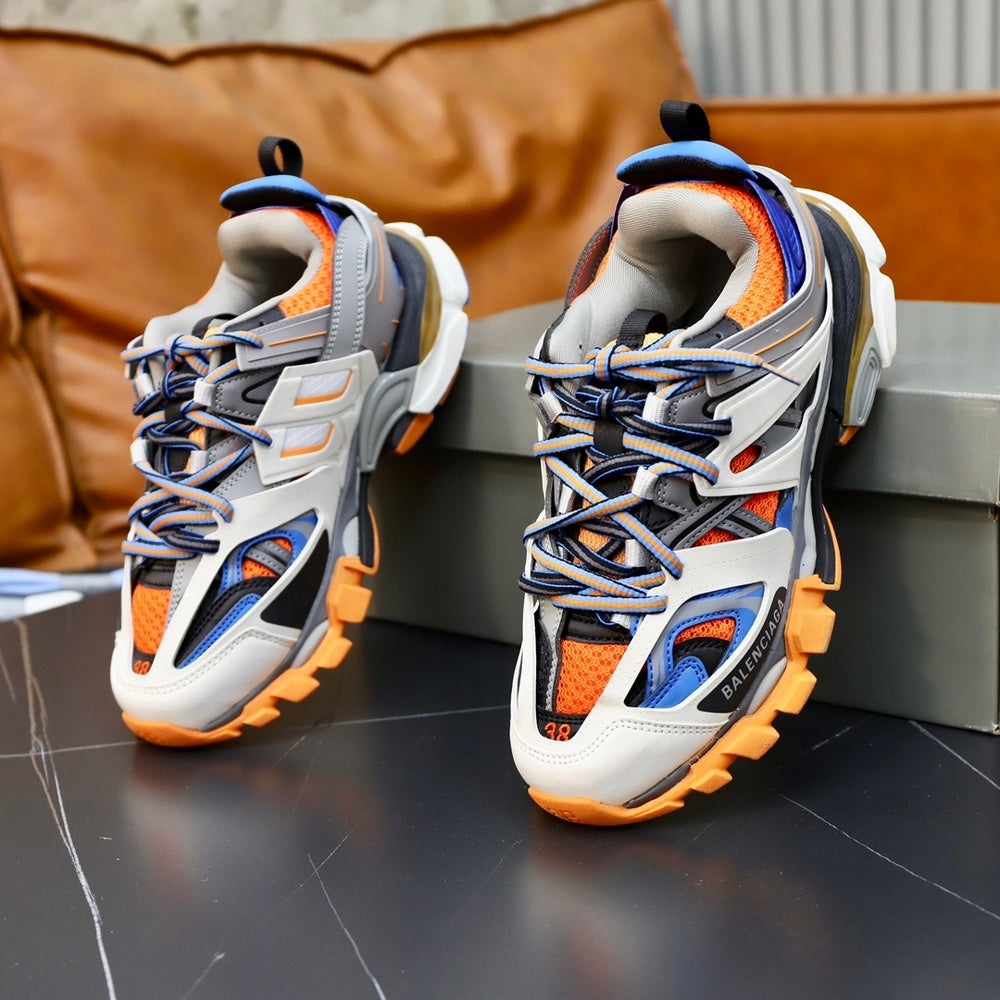 Balenciaga Men's Sneakers - Style 426011